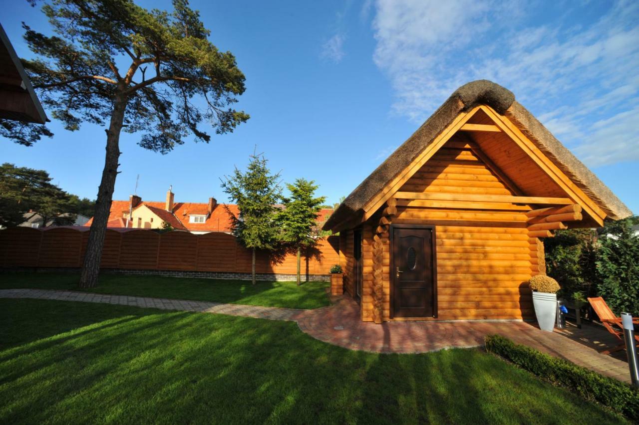 Apartamenty Na Fali Mrzeżyno Exteriör bild